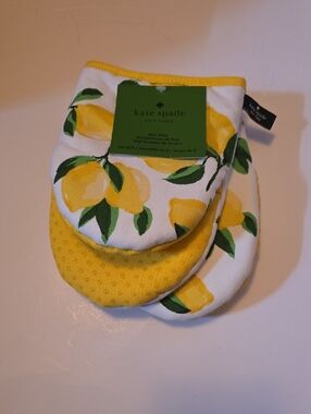 Kate Spade Set of 2 Lemon Oven Mini Mits